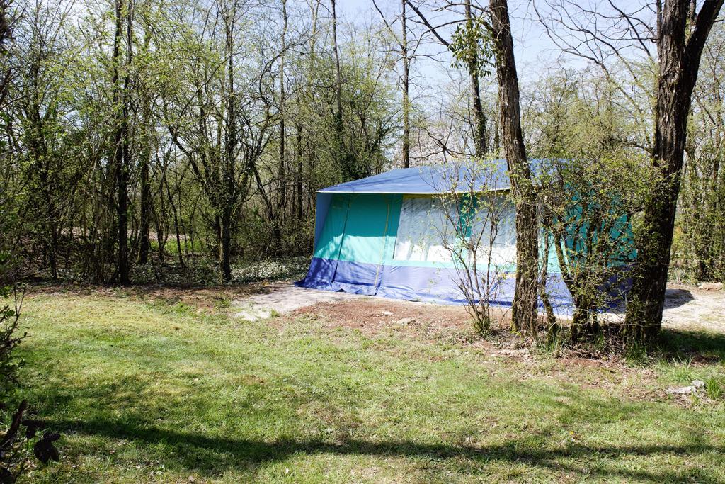 Camping De La Croix D'Arles Bourg  Luaran gambar