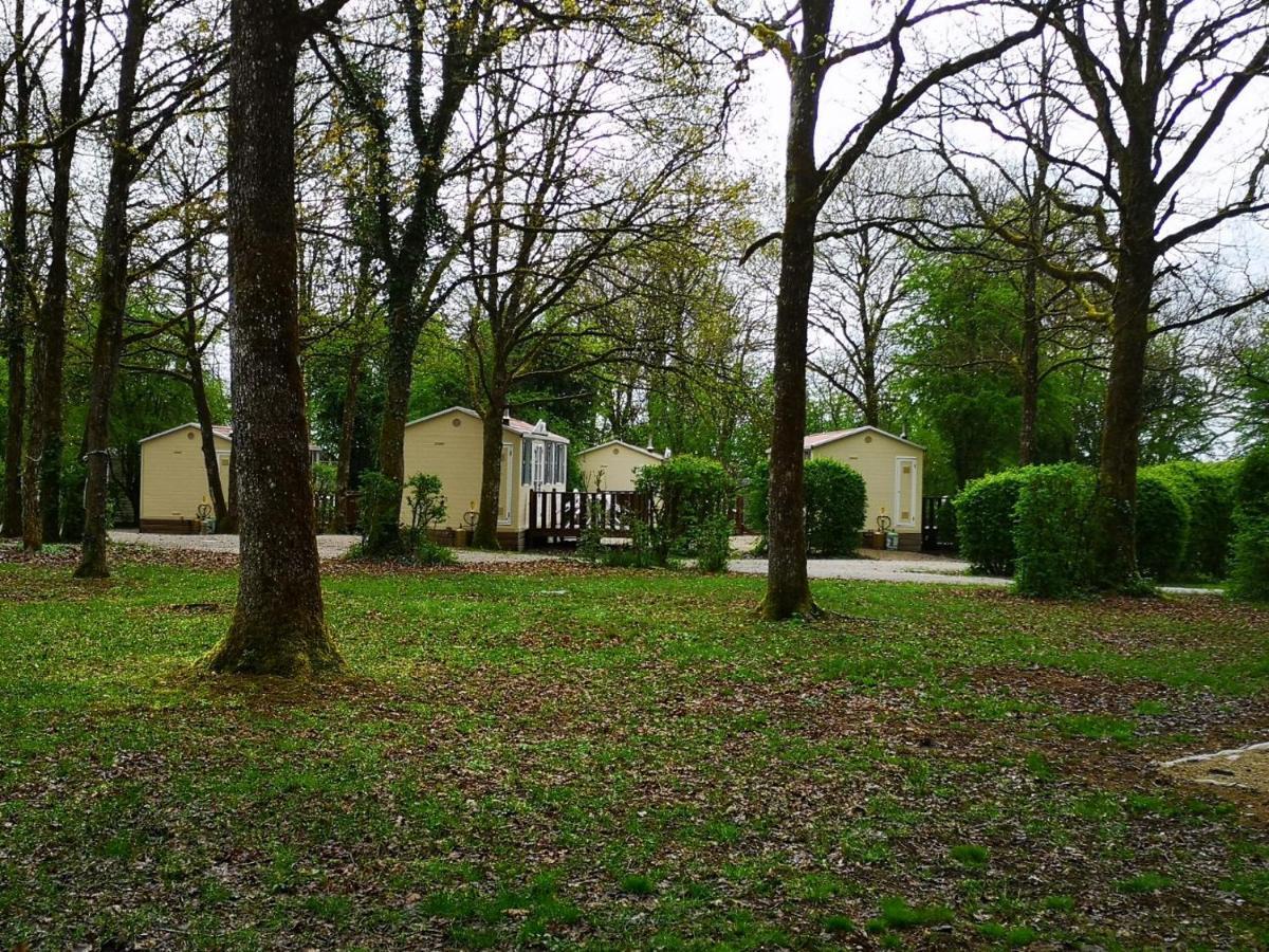 Camping De La Croix D'Arles Bourg  Luaran gambar
